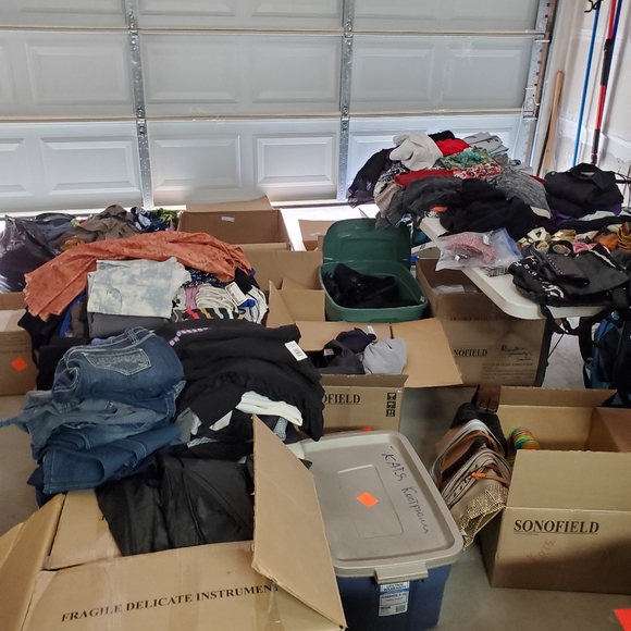 GARAGE SALE KW SATURDAY SEPT 4th - Picture 2 of 2